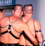 gay-men-chains-leather.jpg